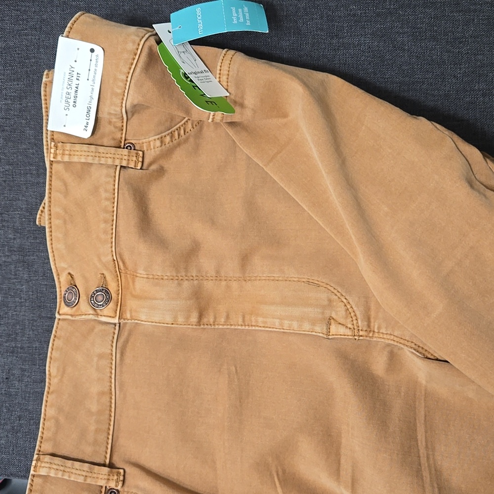NWT m jeans Original Fit Camel Color